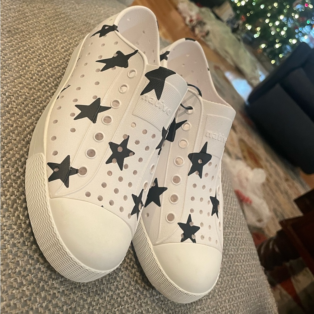 Native Black & White Star Slip On Waterproof Shoe NWOT